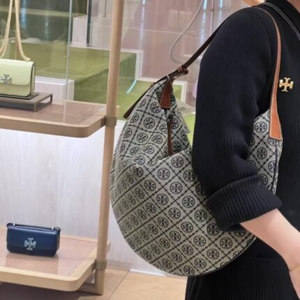 【美國預購】Tory Burch 大號老花月牙包